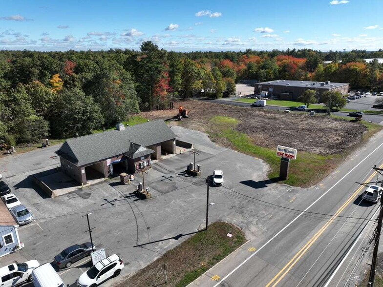 808 Bedford St, Bridgewater, MA à louer - Photo du bâtiment - Image 2 de 5