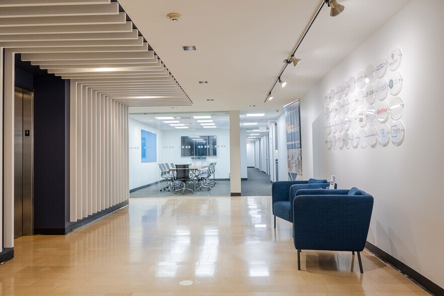 605 N Michigan Ave, Chicago, IL à louer - Hall d’entrée - Image 3 de 17