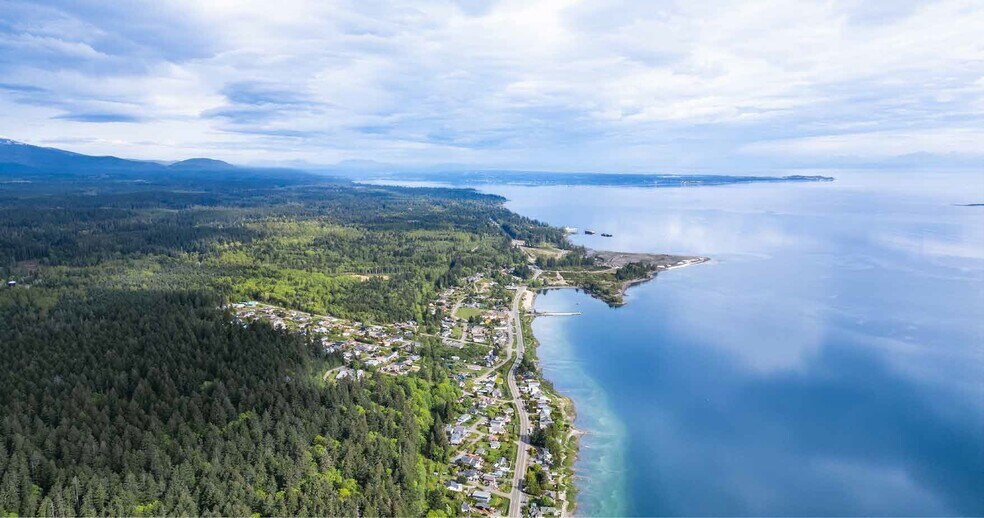 5737 Highway Island S, Courtenay, BC for sale - Building Photo - Image 3 of 8