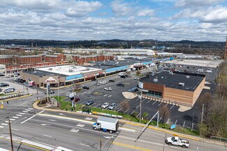 Plus de détails pour 136 McKees Rocks Plz, McKees Rocks, PA - Commerce de détail à louer