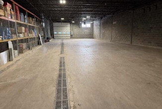 929 Childs St, Wheaton, IL for lease Interior Photo- Image 1 of 3