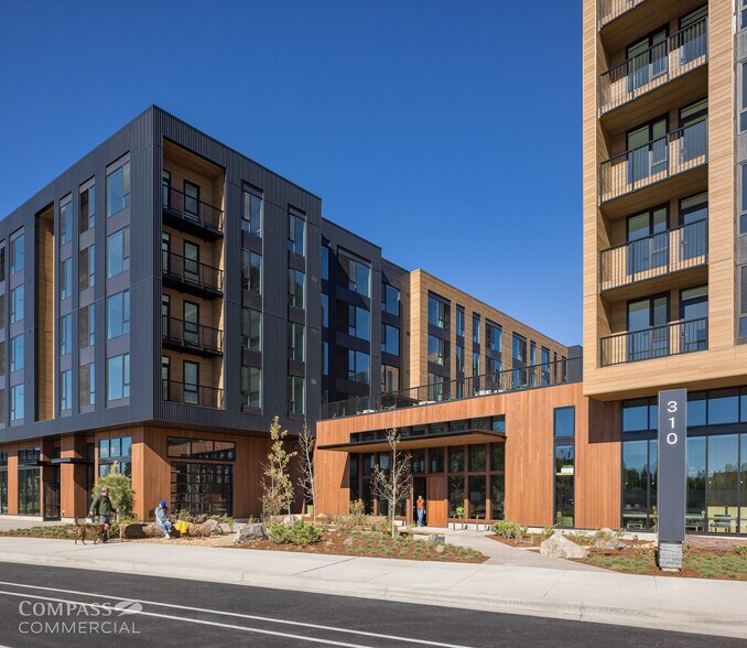 310 SW Industrial Way, Bend, OR à louer - Photo du bâtiment - Image 3 de 15