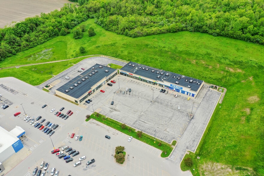 626 Wesley Dr, Wood River, IL for lease - Building Photo - Image 2 of 10