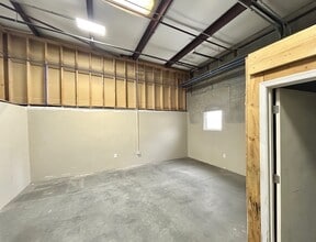2626 Stearman Rd, Prescott, AZ for lease Building Photo- Image 2 of 8