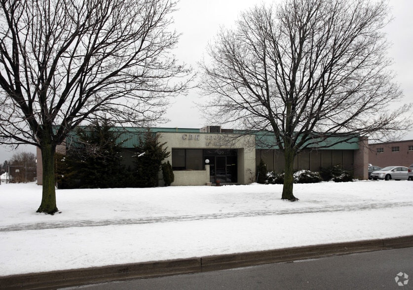 130 Commander Blvd, Toronto, ON à vendre - Photo principale - Image 1 de 2