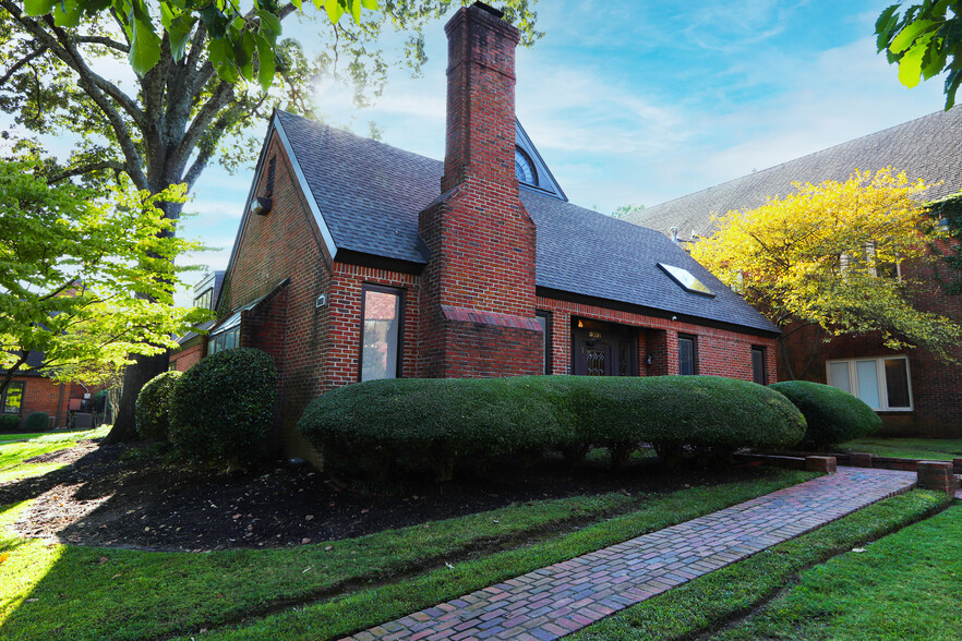 5851 Ridge Bend, Memphis, TN à vendre - Photo du bâtiment - Image 1 de 1