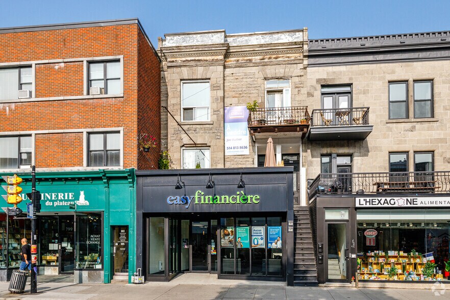 807-813 Av Du Mont-Royal E, Montréal, QC à vendre - Photo du bâtiment - Image 2 de 4