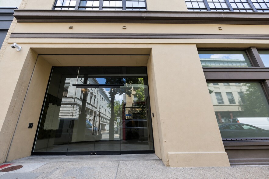 640 Magazine St, New Orleans, LA à louer - Photo du bâtiment - Image 3 de 31