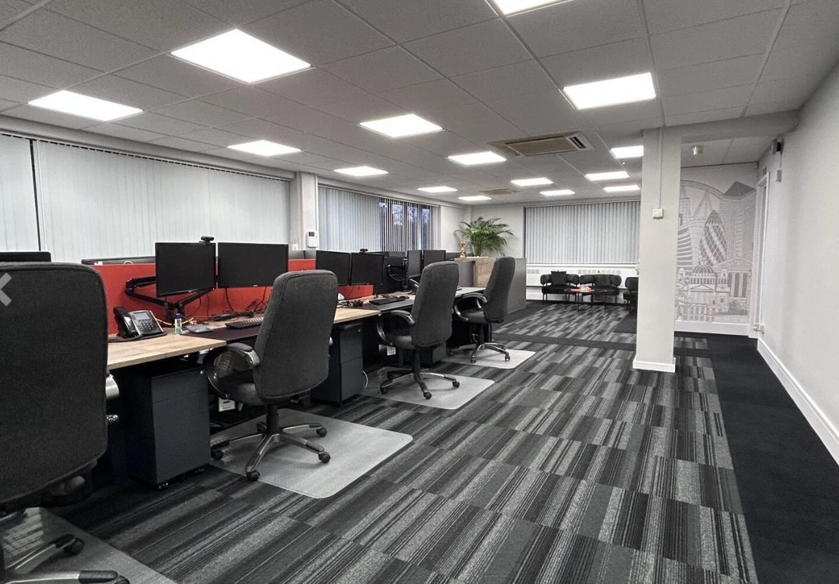 869 High Rd, Londres à louer Photo intérieure- Image 1 de 13