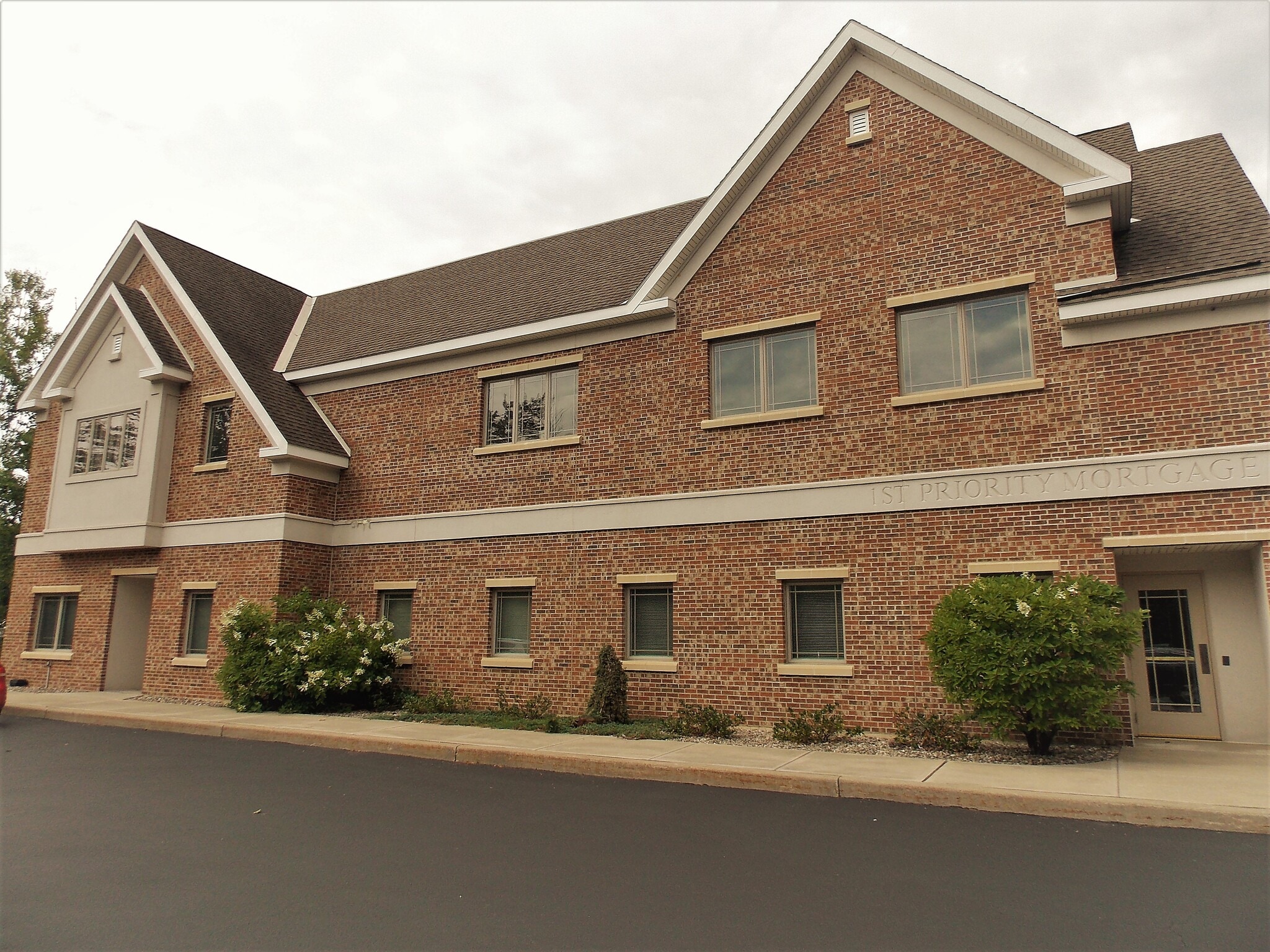 1547 US-9, Clifton Park, NY for lease Primary Photo- Image 1 of 14