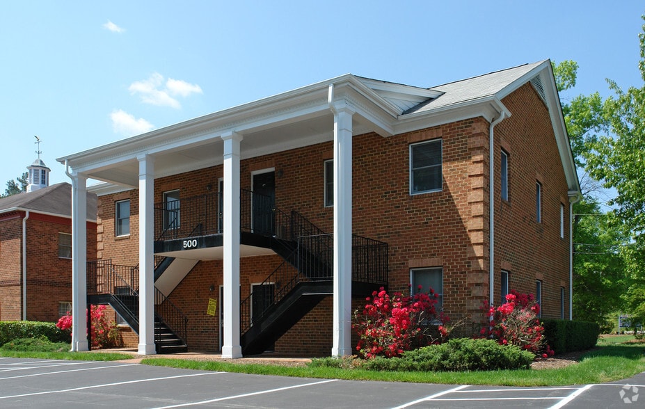 1910 Sedwick Rd, Durham, NC for lease - Primary Photo - Image 2 of 4