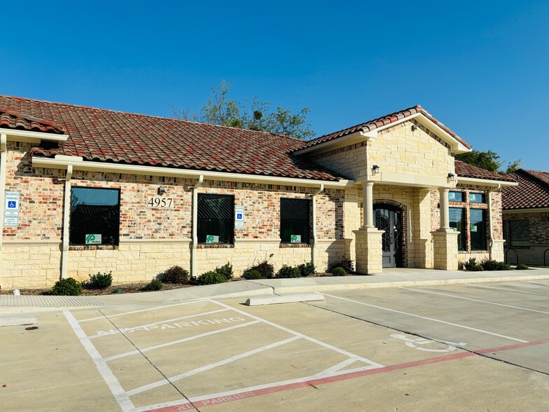 4957 Golden Triangle Blvd, Fort Worth, TX for lease - Building Photo - Image 3 of 7