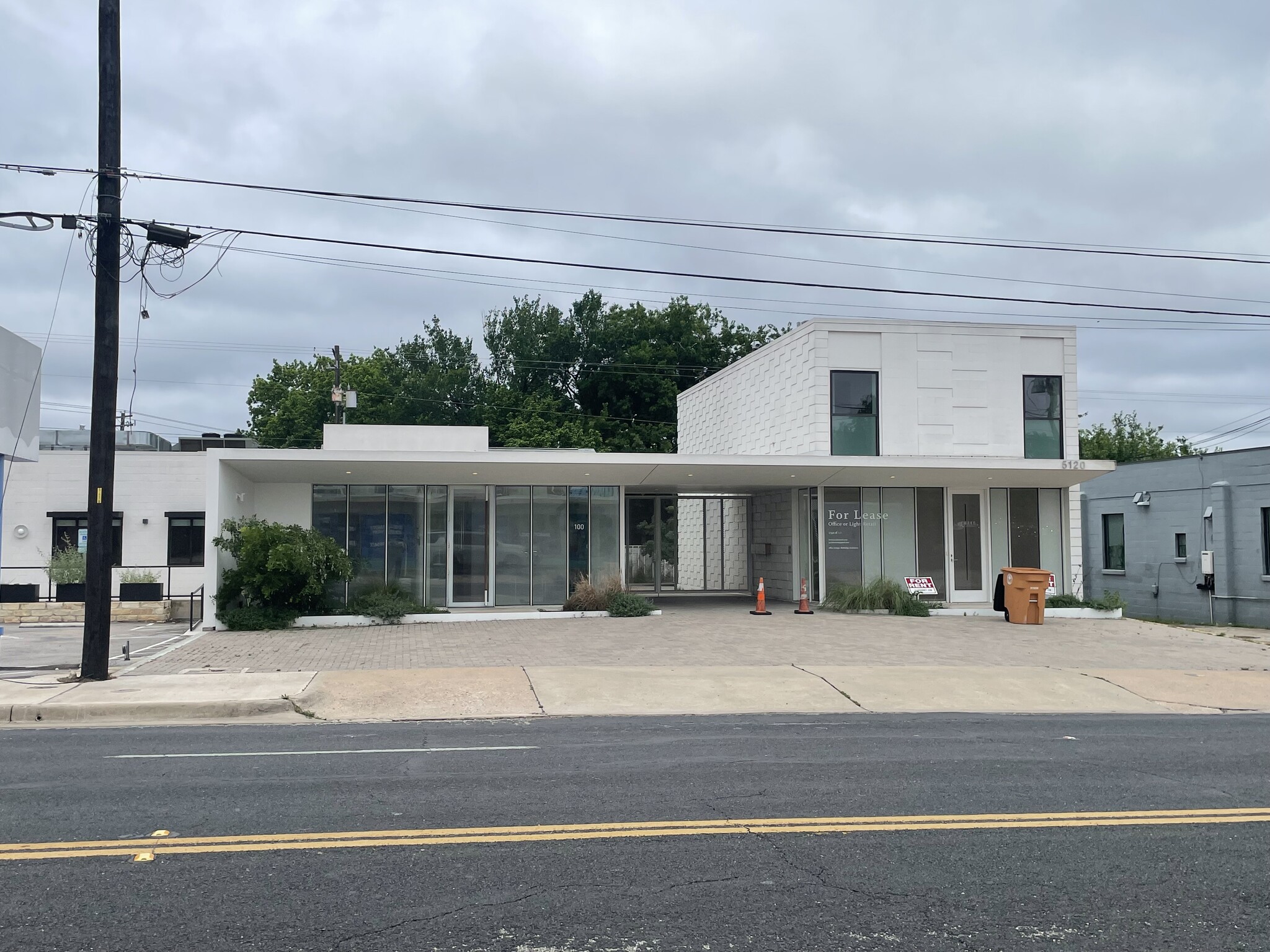 5120-5124 Burnet Rd, Austin, TX for lease Primary Photo- Image 1 of 2