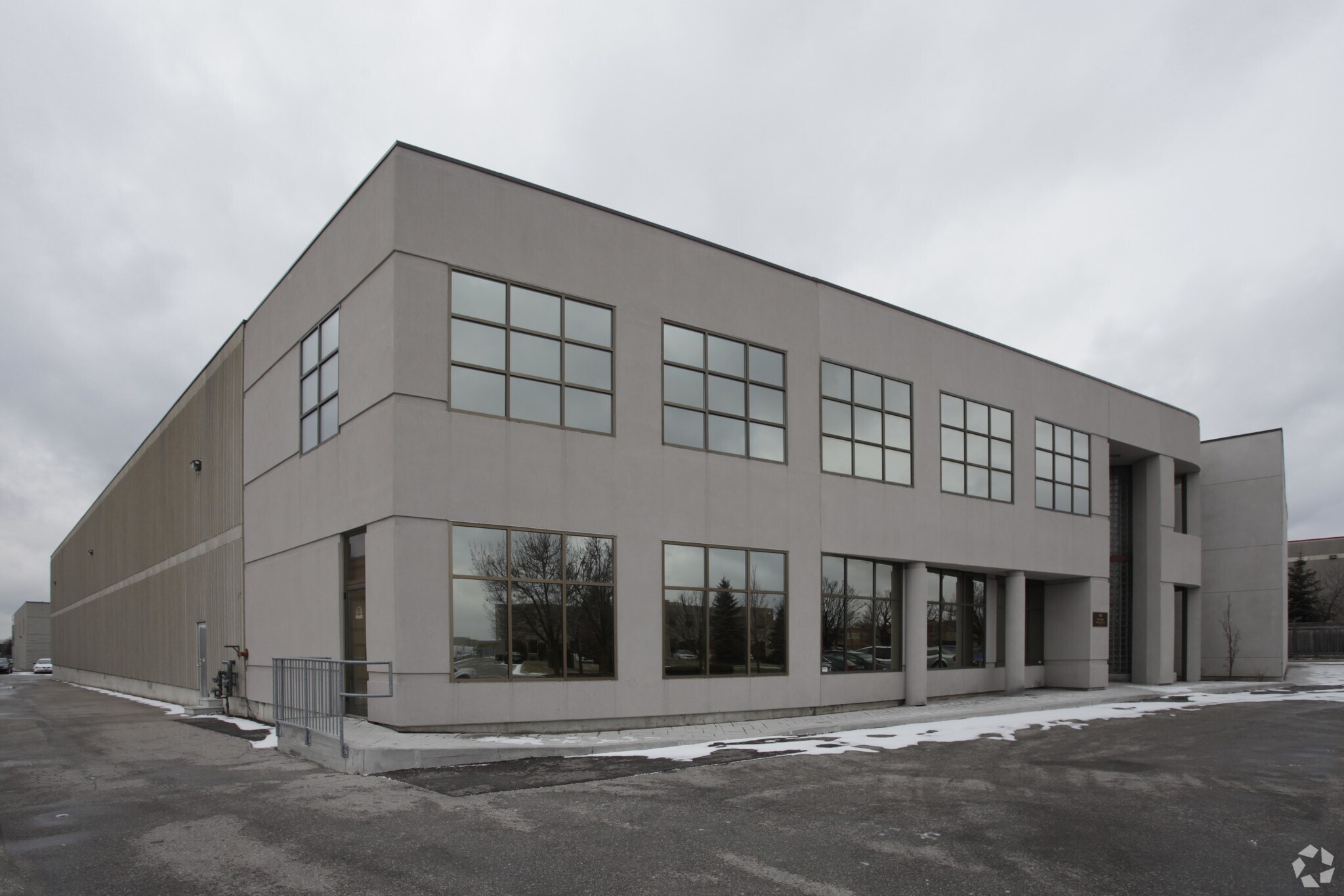 894 Edgeley Blvd, Vaughan, ON à vendre Photo principale- Image 1 de 1