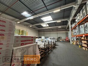 Industrial in Villejust for lease Interior Photo- Image 1 of 3