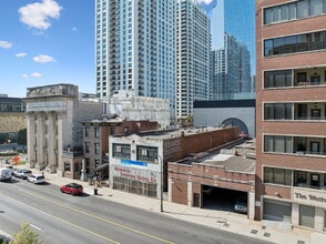 175 Rosa L Parks Blvd, Nashville, TN for lease Building Photo- Image 2 of 4