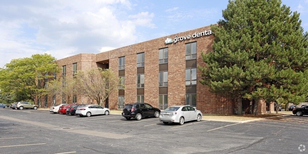 2 E 22nd St, Lombard, IL for lease - Building Photo - Image 2 of 9