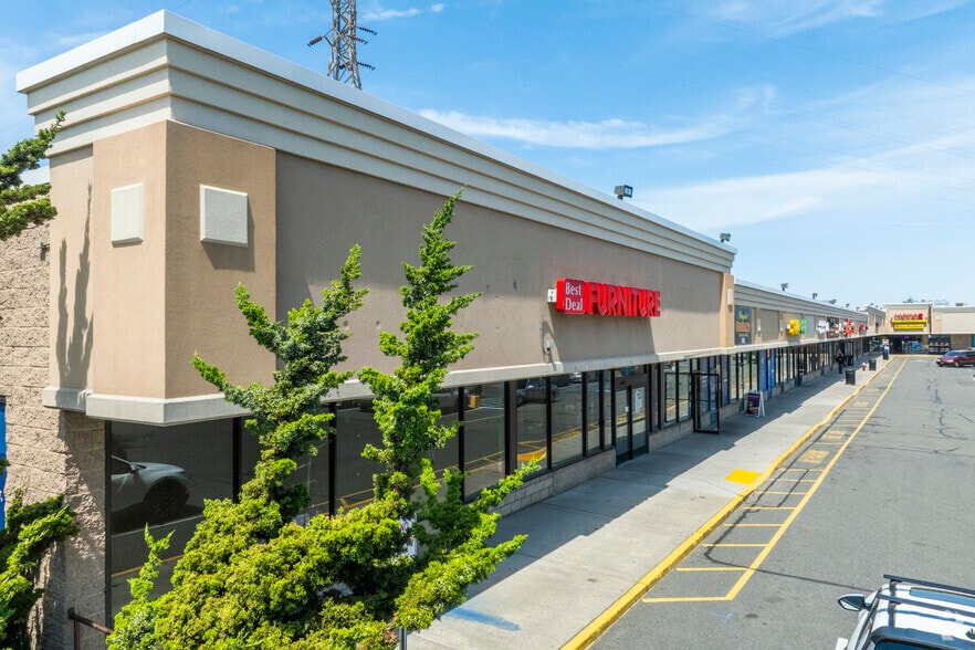 603 Burnside Ave, Inwood, NY for lease - Building Photo - Image 3 of 7