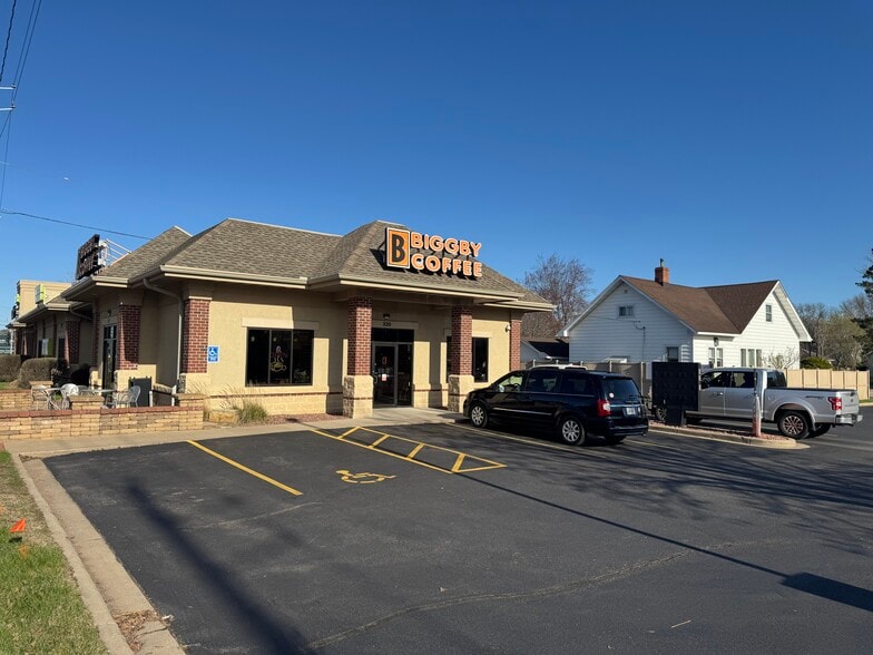 300 E Bridge St, Wausau, WI for sale - Building Photo - Image 2 of 5