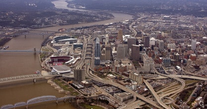 720 E Pete Rose Way, Cincinnati, OH - AÉRIEN  Vue de la carte - Image1