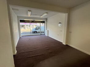505-507 Hessle Rd, Hull for lease Interior Photo- Image 1 of 3