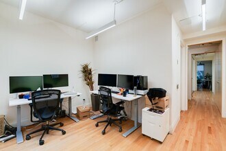 54 1/2 Saint Patrick St, Toronto, ON for lease Interior Photo- Image 1 of 3