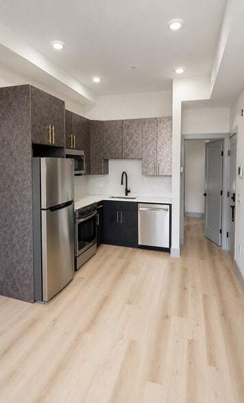 251 S 12th St, Philadelphia, PA for sale - Building Photo - Image 2 of 14