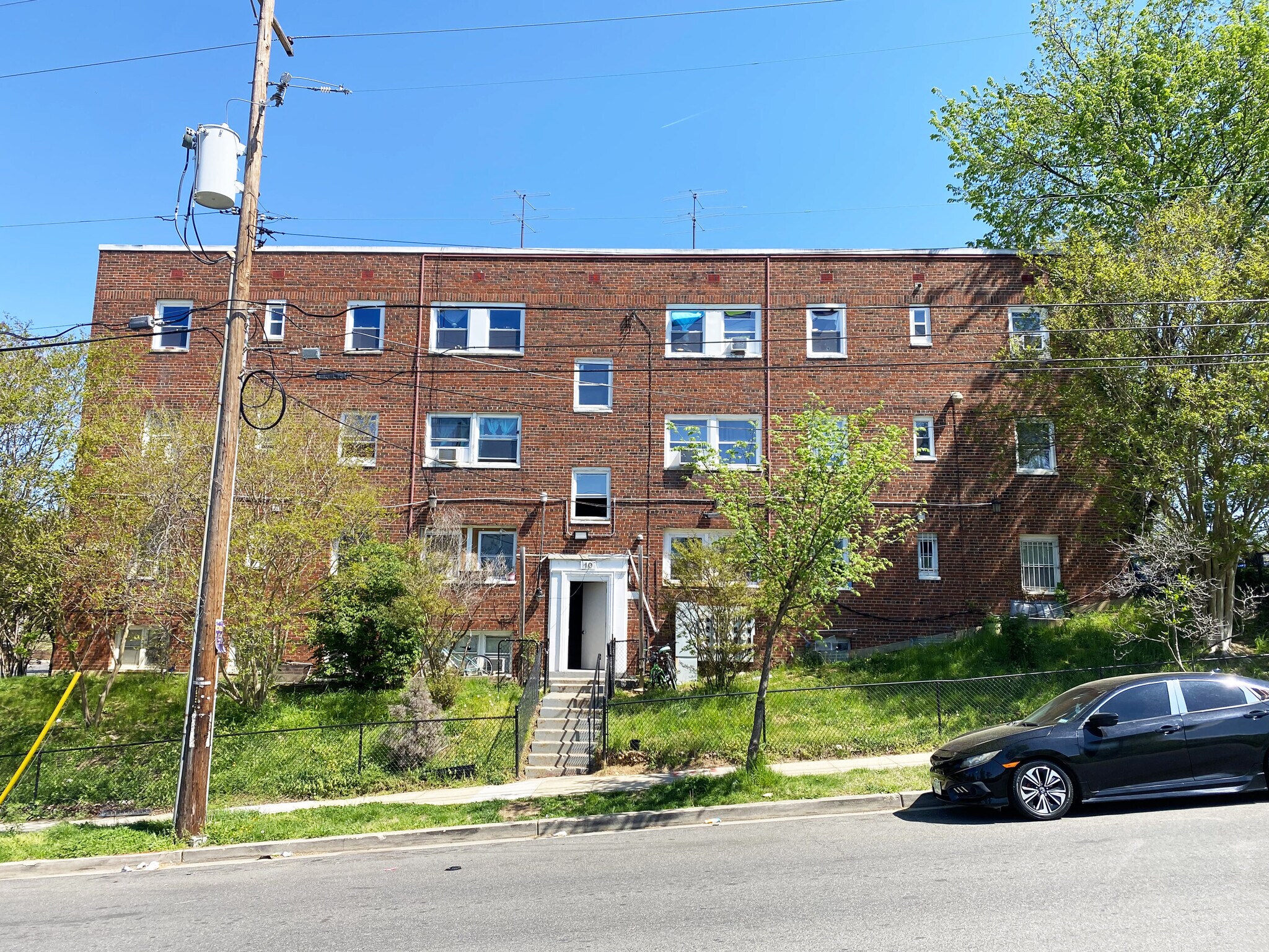 10 49th St SE, Washington, DC à vendre Photo principale- Image 1 de 12