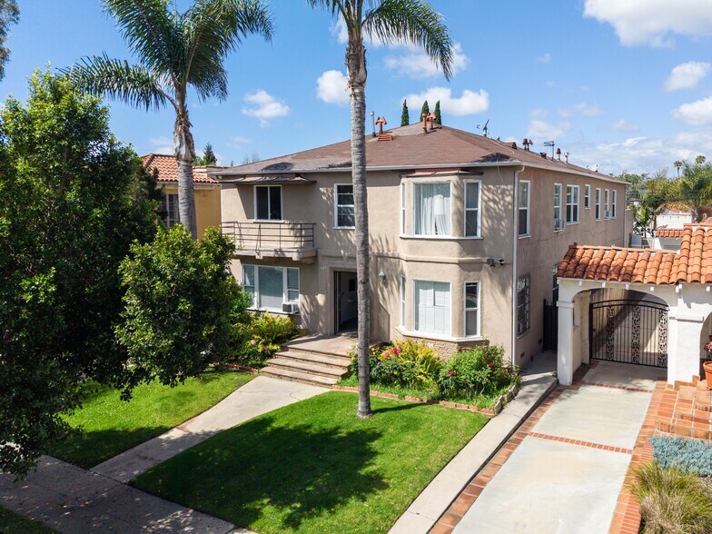 1269 S Ridgeley Dr, Los Angeles, CA à vendre - Photo principale - Image 1 de 10