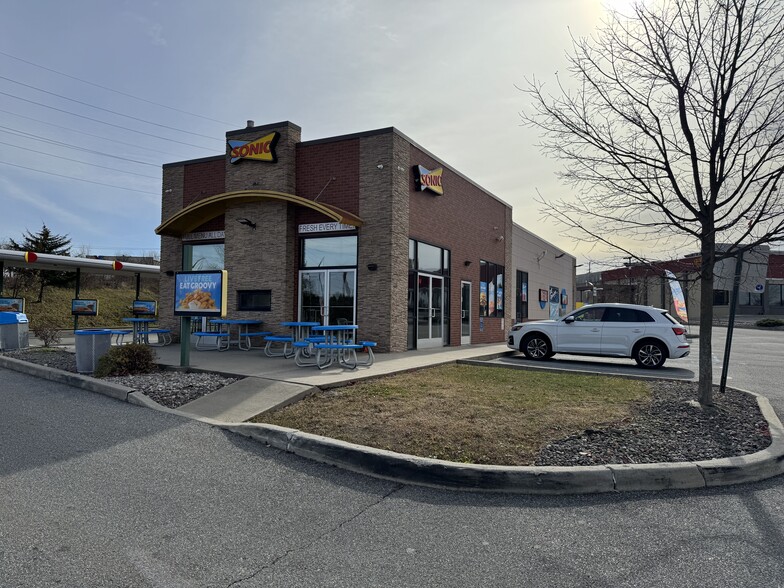 368 E Route 211, Middletown, NY for lease - Building Photo - Image 2 of 5