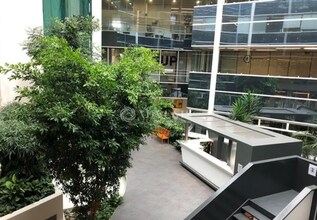 Bureau dans Guyancourt à louer Photo intérieure- Image 2 de 3