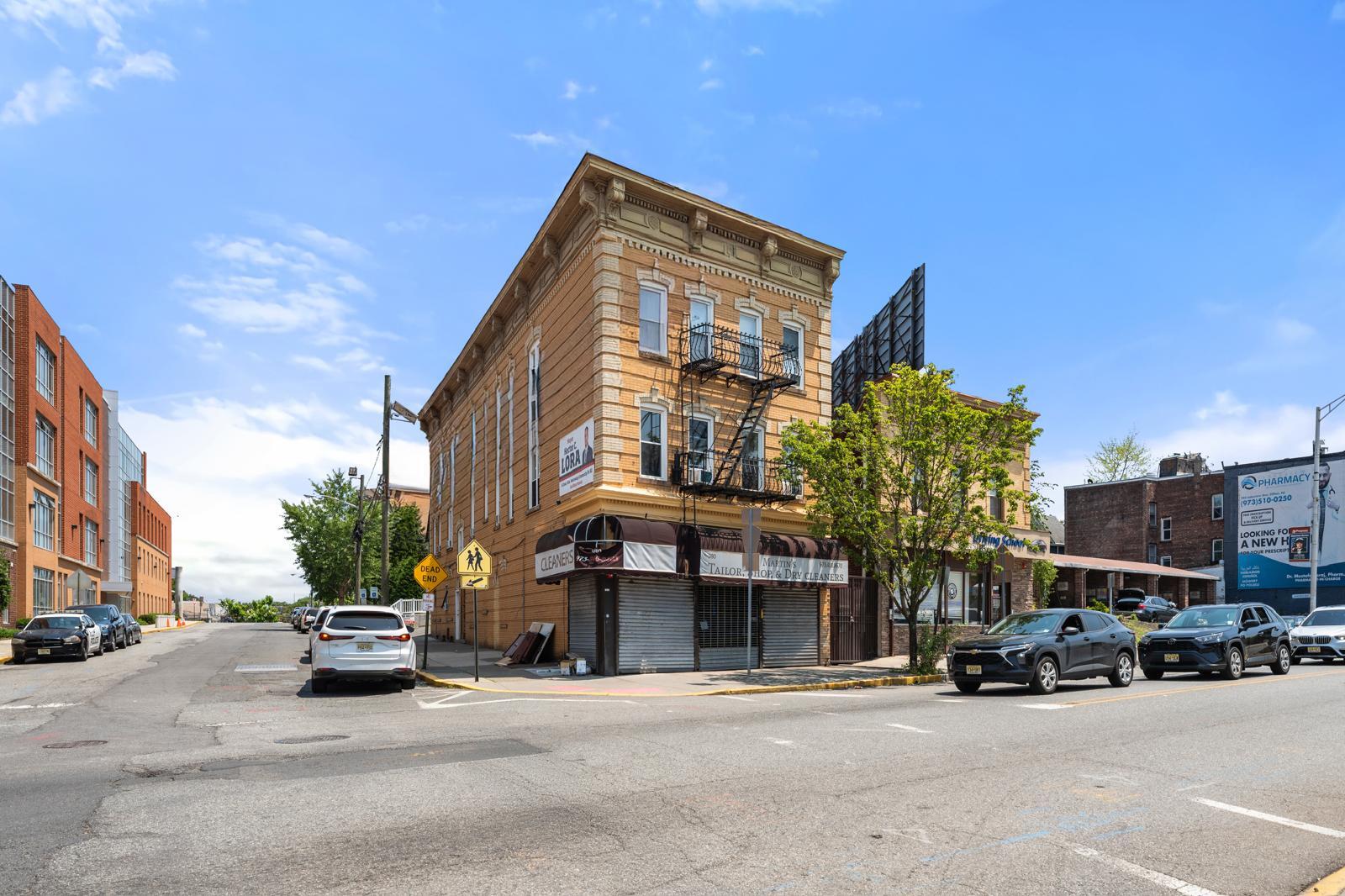 980 Main Ave, Passaic, NJ for lease Building Photo- Image 1 of 8