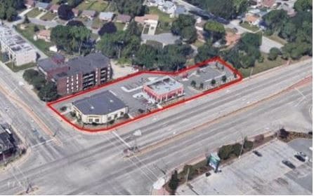 1375 Huron Church Rd, Windsor, ON à louer - Photo du bâtiment - Image 2 de 8