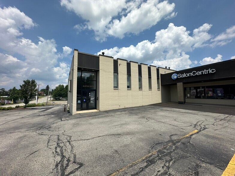 2526 Monroeville Blvd, Monroeville, PA à louer - Photo du bâtiment - Image 1 de 6