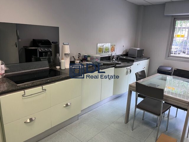 Industrial in Évry-Courcouronnes for lease - Interior Photo - Image 3 of 4