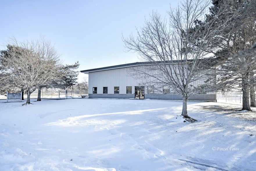 5103 Mann Dr, Ringwood, IL for sale - Primary Photo - Image 1 of 1