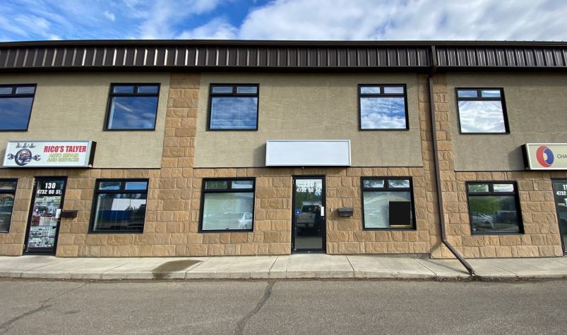 4732 60 St, Red Deer, AB à vendre Photo principale- Image 1 de 1