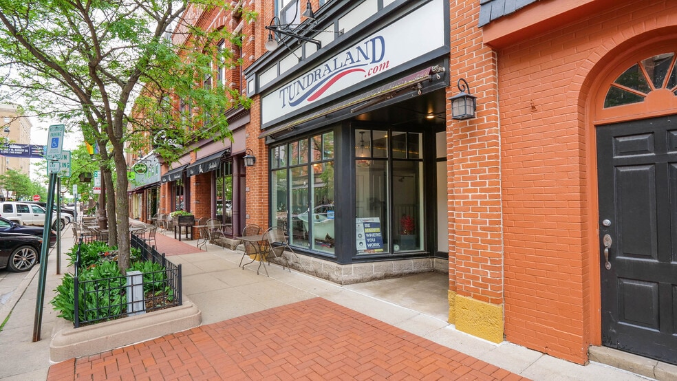 305 N 3rd St, Wausau, WI for lease - Primary Photo - Image 1 of 15