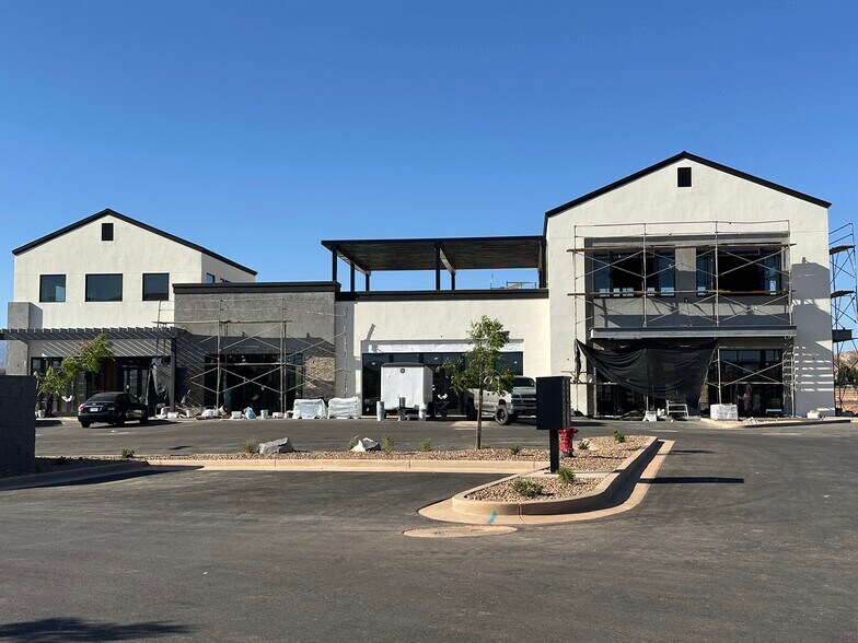 767 E Hayfield Dr, Washington, UT à louer - Photo du bâtiment - Image 2 de 7