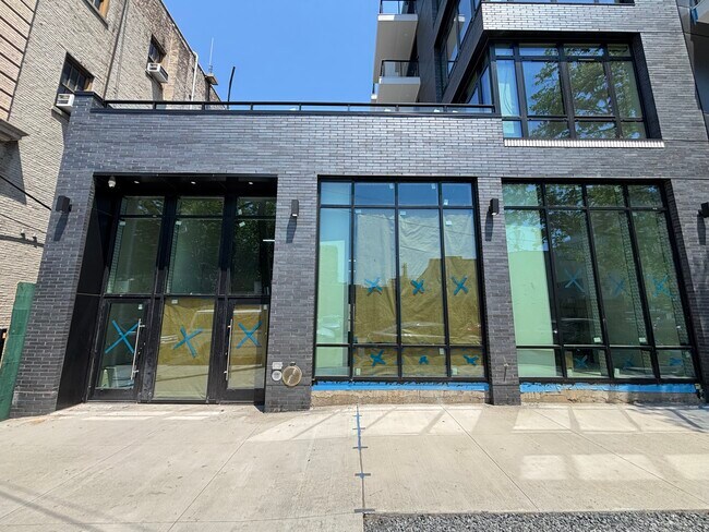 More details for 49-18 Vernon Blvd, Long Island City, NY - Office/Retail, Retail for Lease