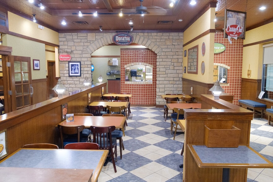 3890 Medina Rd, Akron, OH à louer - Photo intérieure - Image 3 de 4