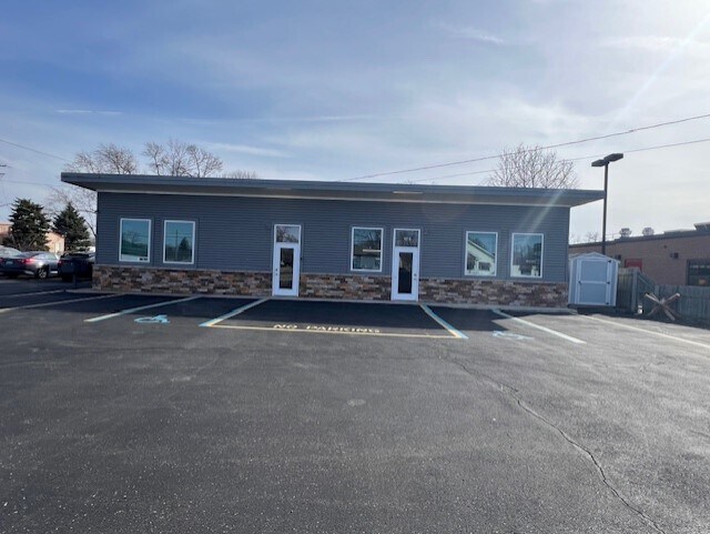 927 Columbia Ave W, Battle Creek, MI for lease Building Photo- Image 1 of 5