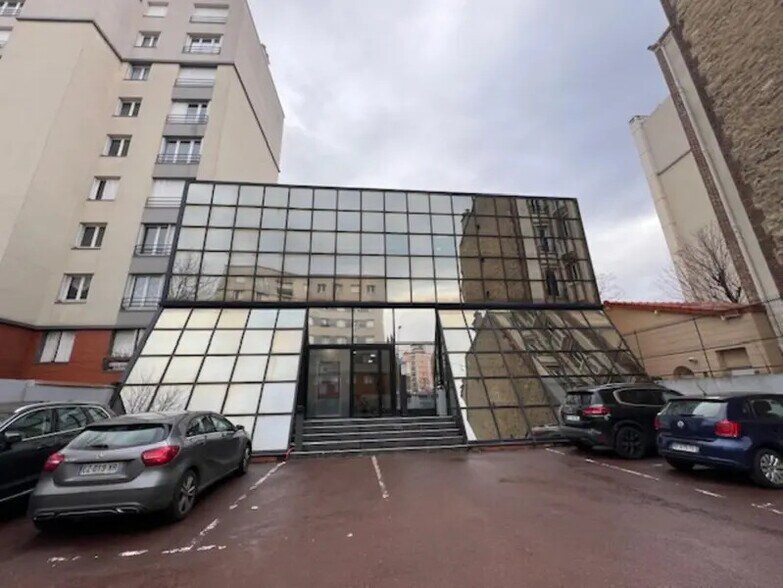 130-132 Rue De Normandie, Courbevoie for lease - Building Photo - Image 1 of 5