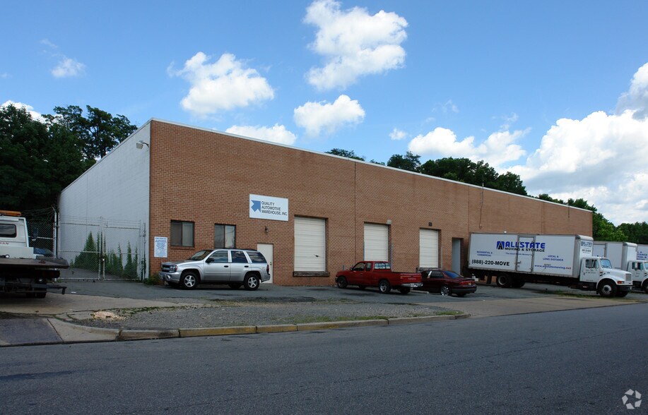 5601 Lafayette Pl, Hyattsville, MD à louer - Photo principale - Image 1 de 4