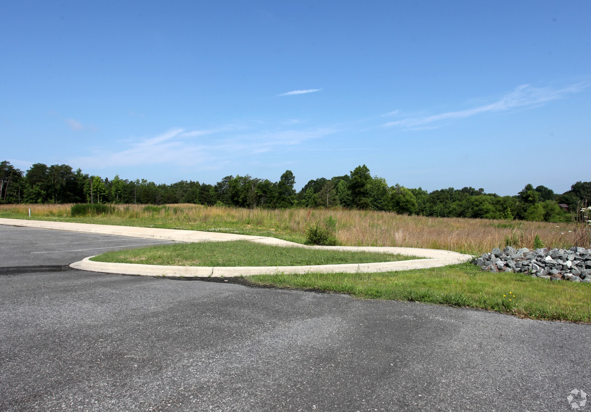 MERCED GATEWAY MARKETPLACE portfolio of 2 properties for sale on LoopNet.ca Building Photo- Image 1 of 4