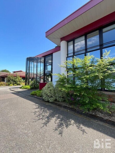 28 Avenue Ariane, Mérignac for lease - Building Photo - Image 2 of 5
