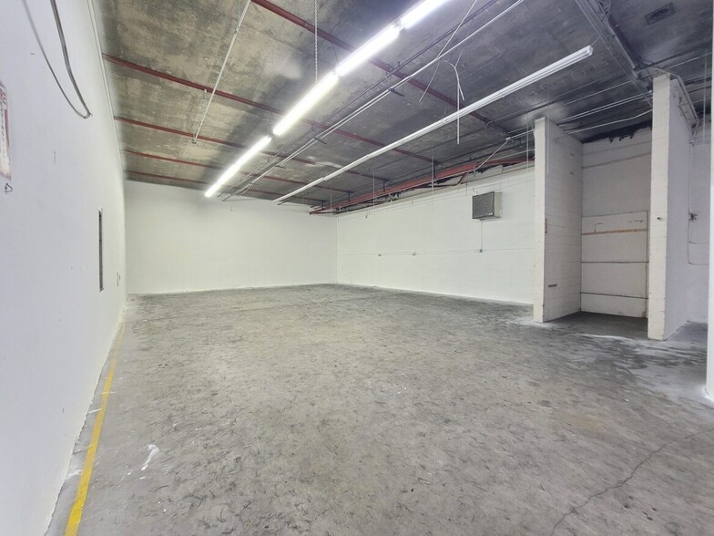 650 E 16th St, Los Angeles, CA for lease - Interior Photo - Image 2 of 12