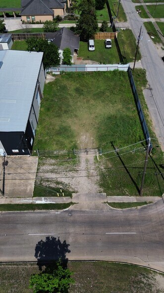 7902 Irvington, Houston, TX à vendre - Aérien - Image 2 de 25