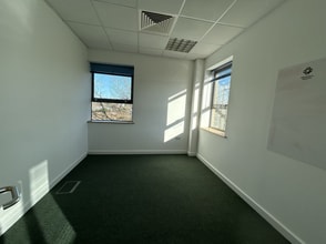 12 William Prance Rd, Plymouth à louer Photo intérieure- Image 1 de 6