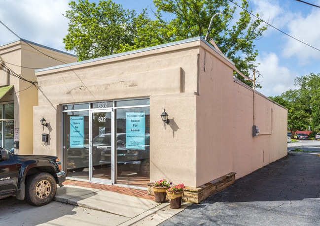 More details for 630 S Central Ave, Atlanta, GA - Retail for Lease